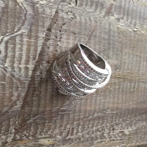 Gorgeous silver statement ring!! - Picture 2 of 4
